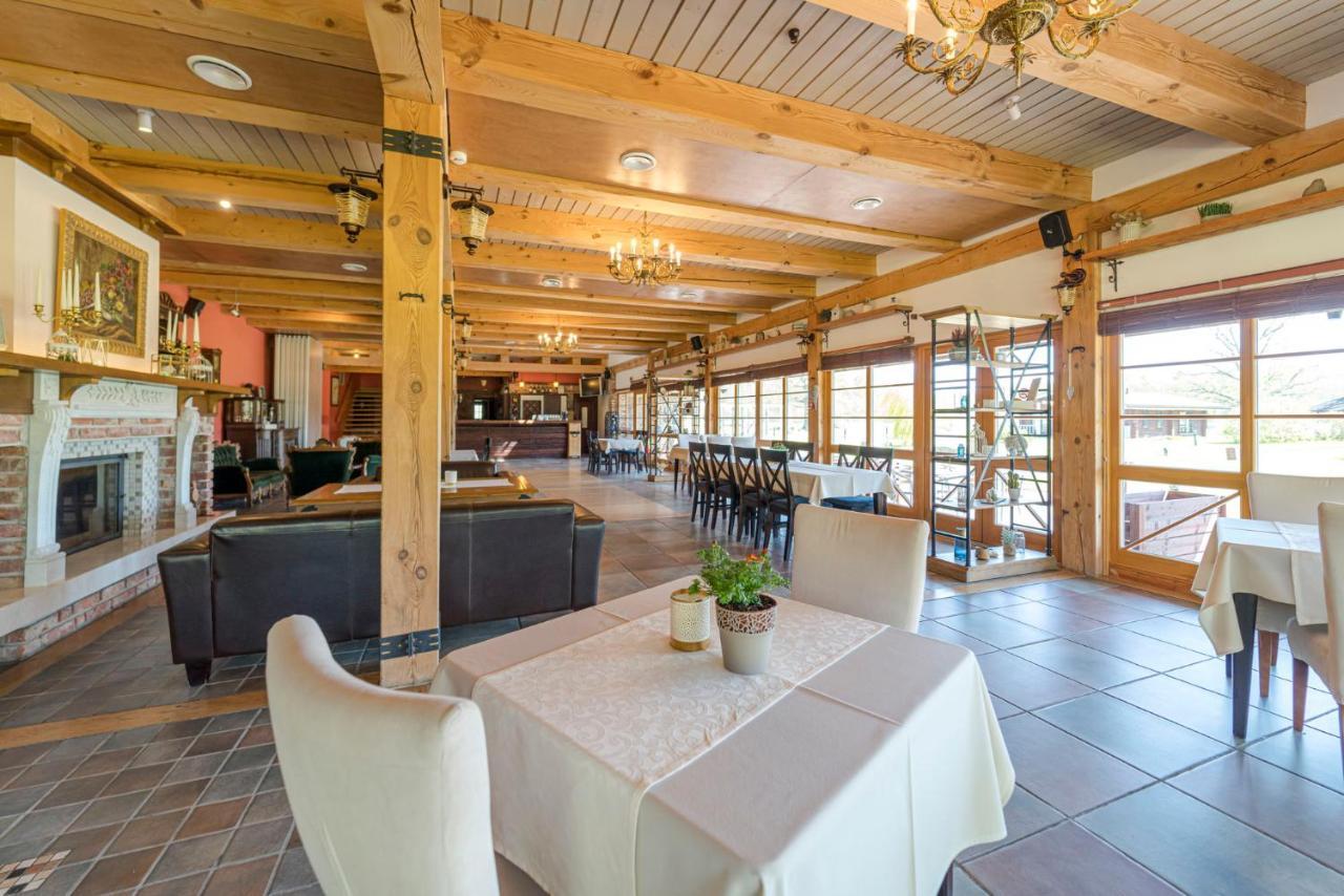 Rakari Hotel Svetciems Luaran gambar